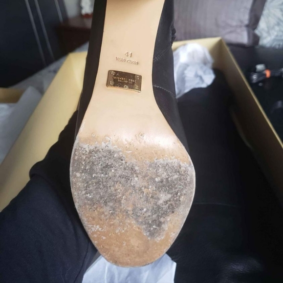 Michael kors high boots - Picture 3 of 4